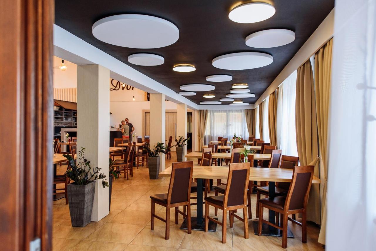 Hotel Turciansky Dvor à Martin Extérieur photo