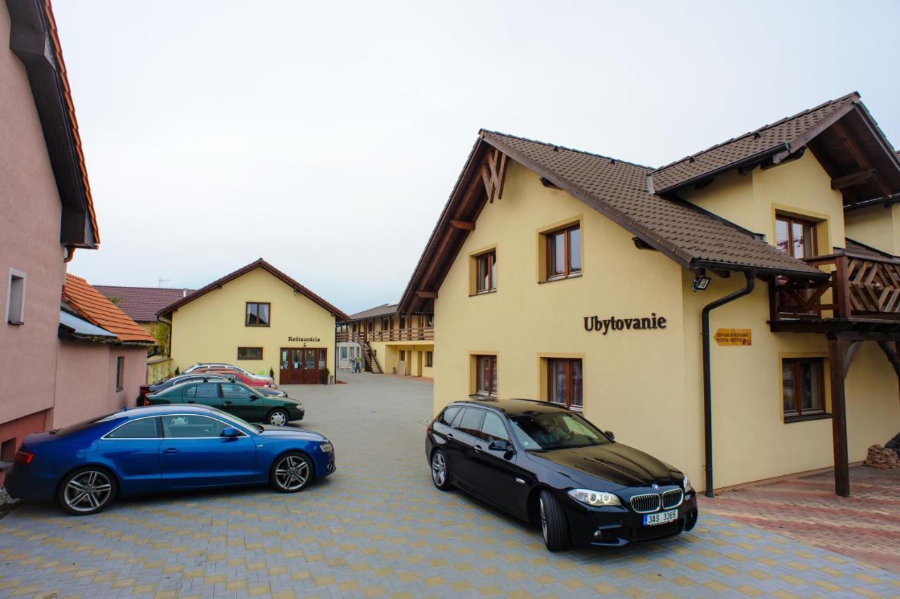 Hotel Turciansky Dvor à Martin Extérieur photo